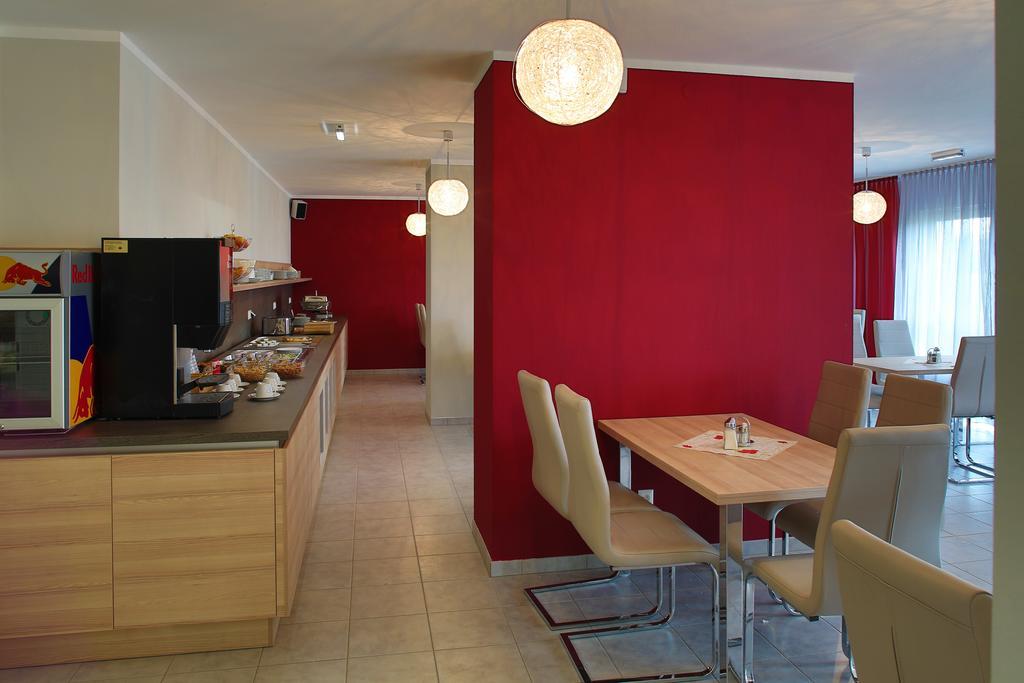Best Sleep Hotel Spielberg Bei Knittelfeld Eksteriør billede